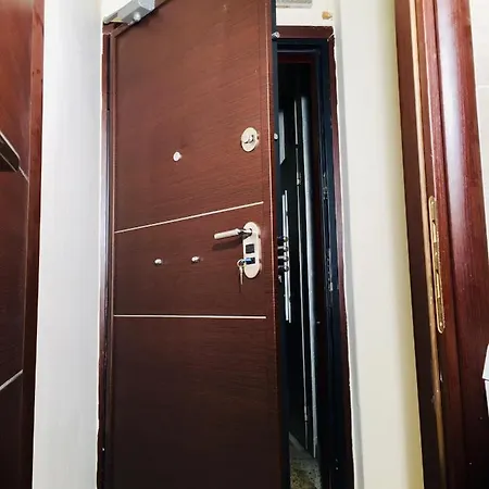 Luckygeorge Isimeriahomz سالونيك